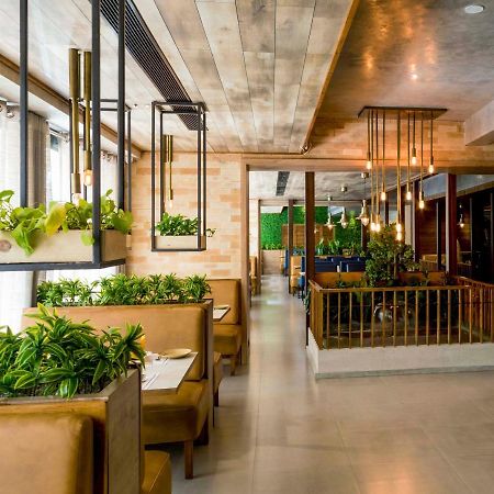 Hotel Kinara Grand Hyderabad Ngoại thất bức ảnh
