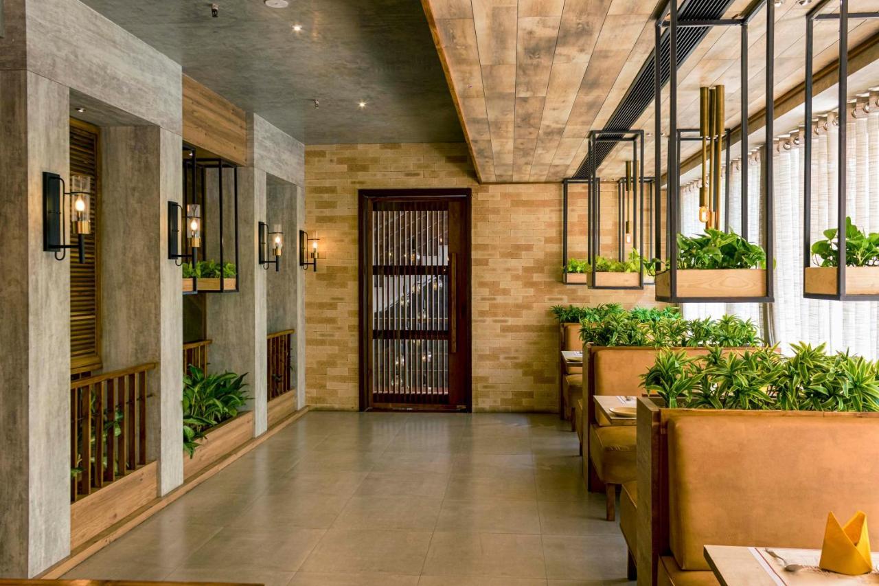 Hotel Kinara Grand Hyderabad Ngoại thất bức ảnh