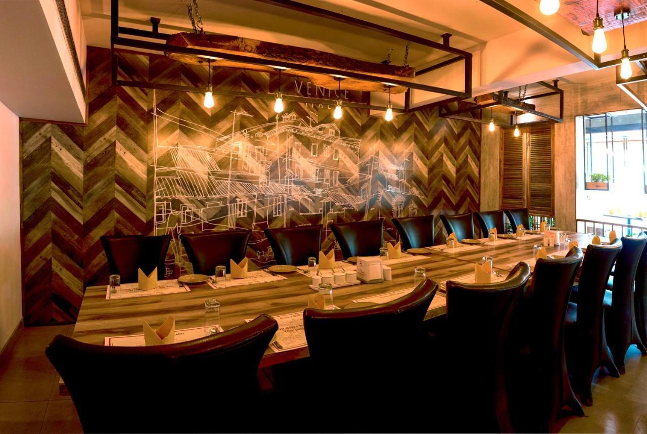 Hotel Kinara Grand Hyderabad Ngoại thất bức ảnh