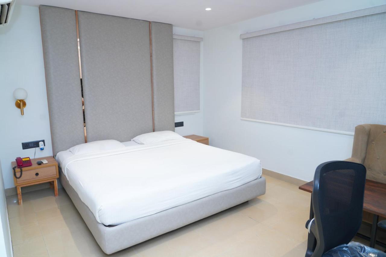 Hotel Kinara Grand Hyderabad Ngoại thất bức ảnh